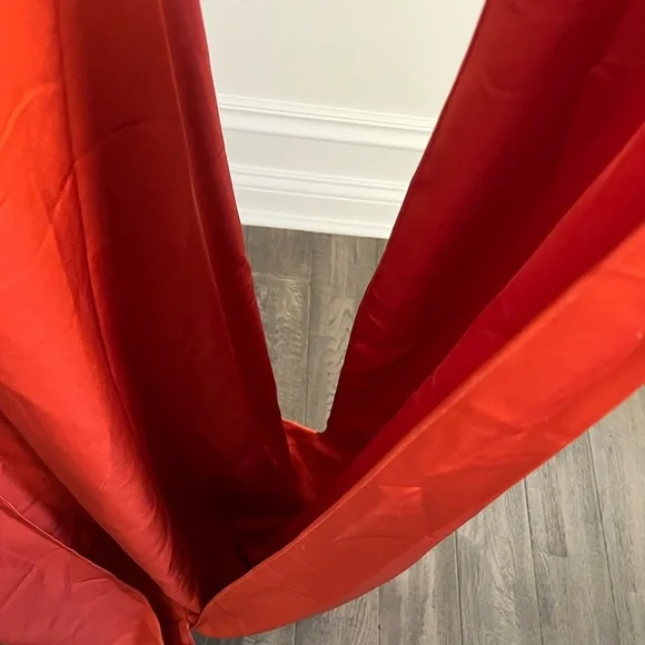 Halston Heritage Genevieve Orange Maxi Satin Evening Dress Sz 2 595$